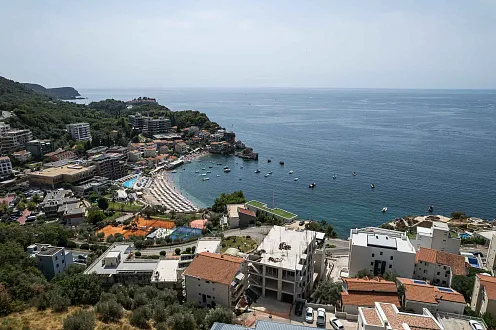 Beautiful plot in an attractive location between Budva and Sveti Stefan, with the approved site development parameters — photo 3