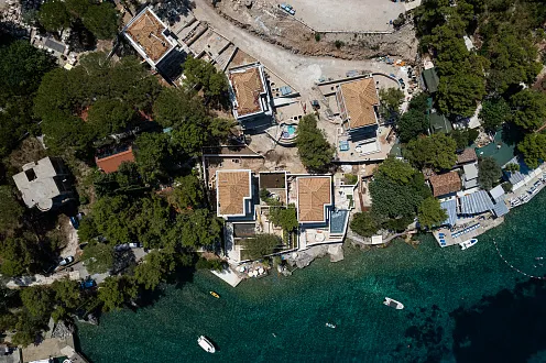 EXCLUSIVE SALE – LUXURY VILLA WITH PRIVATE BEACH, MIRIŠTE (LUŠTICA)