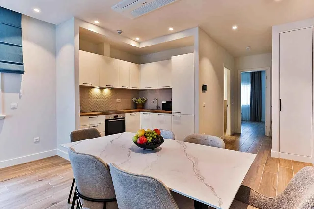 A 95 m² apartment in the prestigious Luštica Bay resort with beautiful sea views. — photo 11
