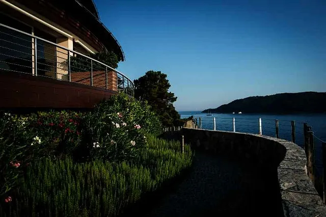 Luxurious apartments in Budva with spectacular sea view — photo 4