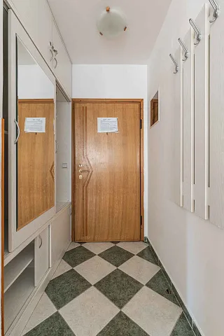 One bedroom apartment in Rafailovici near the sea — photo 20
