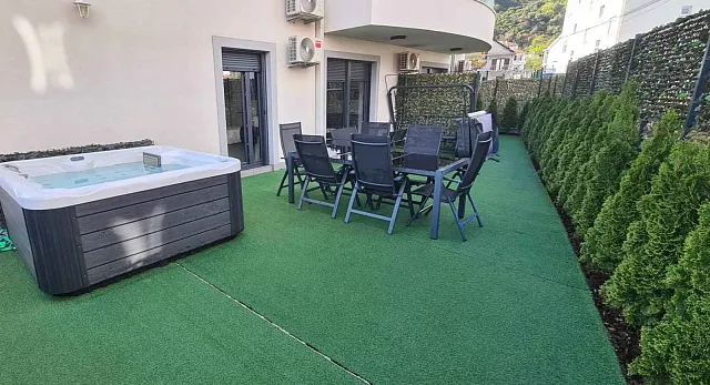 Nice apartment in Djenovici with a sea view — photo 8