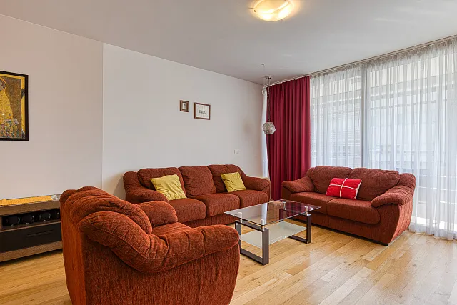 Modern, Comfortable, and Fully Equipped One-Bedroom Apartment Near the Beach — photo 25