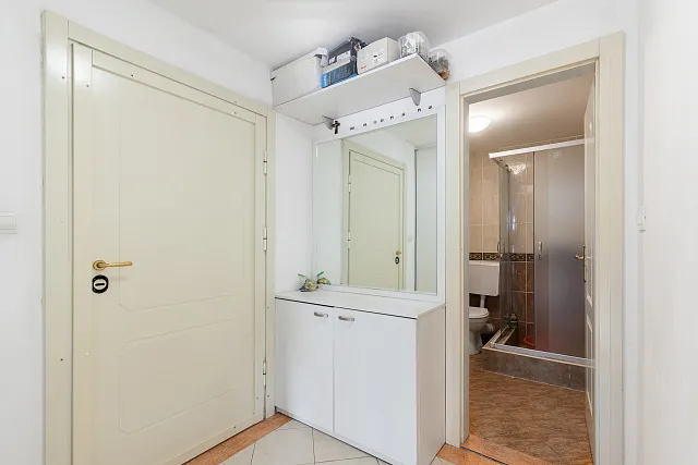 Two-Bedroom Apartment with Large Terrace in a Prime Area of Budva – 88 m² — photo 10