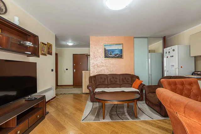 6752 Two apartments of 57 m² each in Rafailovići, first line — photo 7
