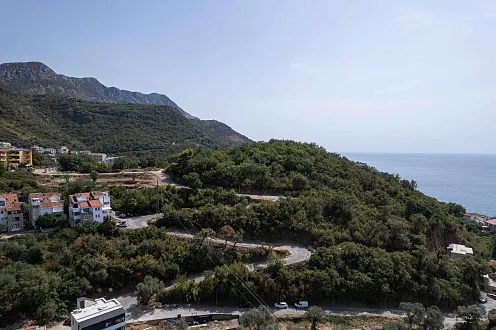 AN EXCLUSIVE INVESTMENT OPPORTUNITY NEAR KAMENOVO AND SVETI STEFAN — photo 2