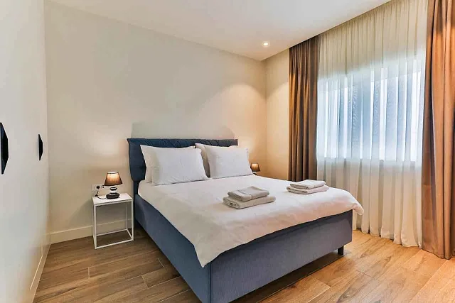 A 95 m² apartment in the prestigious Luštica Bay resort with beautiful sea views. — photo 10