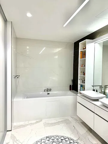Luxurious apartment in Budva with sea view — photo 12
