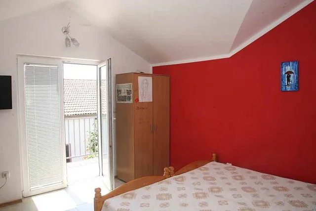 For sale bright apartment in Tivat  — photo 9