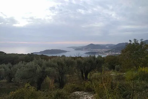 Land in Budva