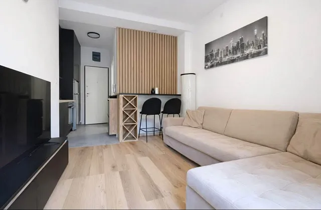 Studio 24m Tivat Majina