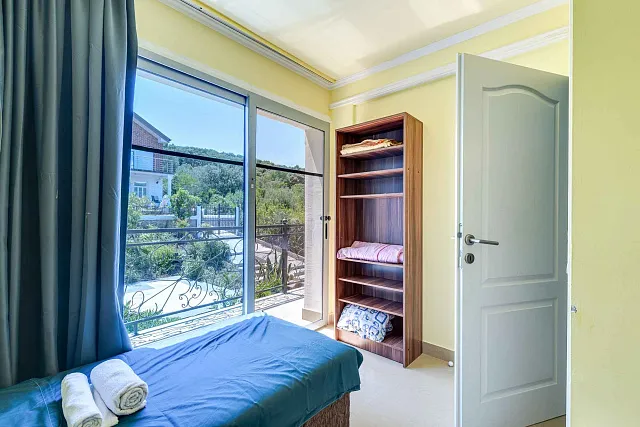 Spacious house with sea views in the picturesque area of ​​Djurashevichi — photo 35
