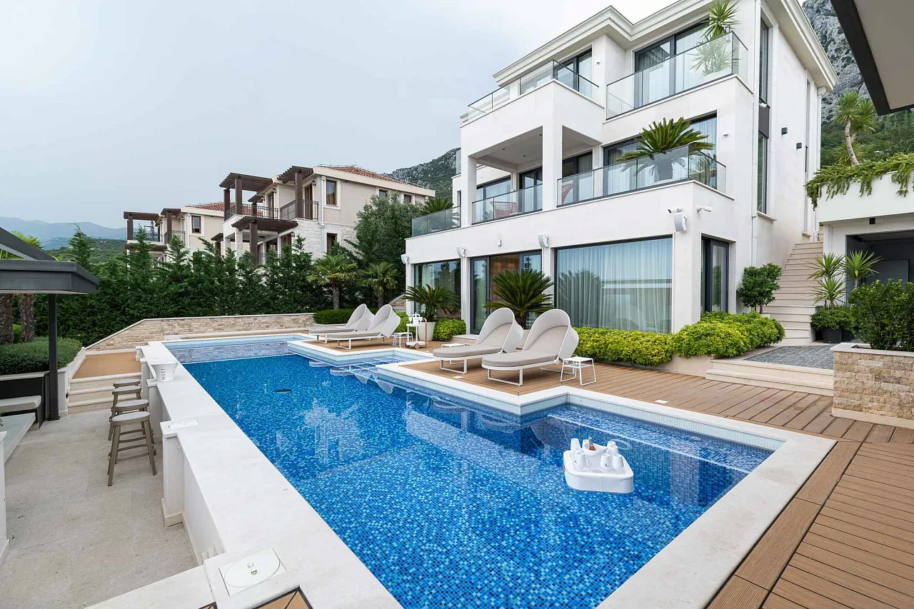 Exclusive Villa in Blizikuće, near Sveti Stefan