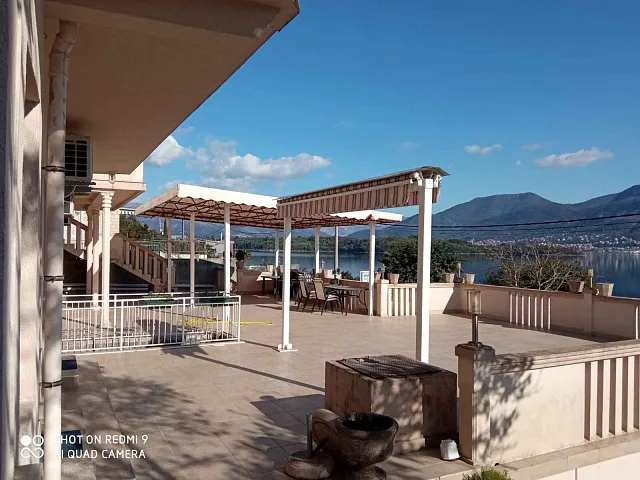 Apartment villa with private beach — photo 5