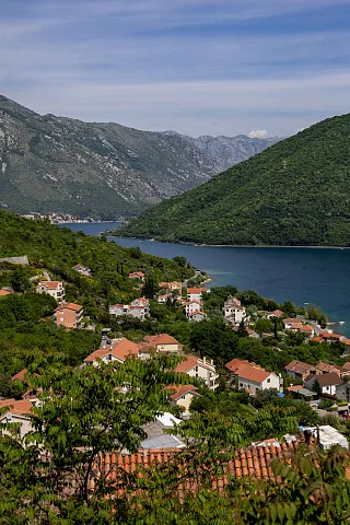 Fully Renovated Stone House with 3 Bedrooms and Spacious Terrace, Đurići — photo 4