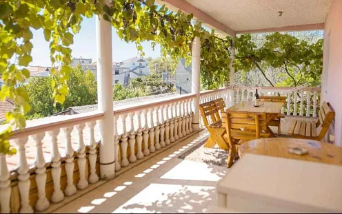 Three-bedroom apartment in Meterizi 