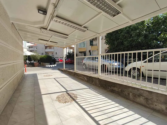 Commercial space with a terrace in Budva — photo 5