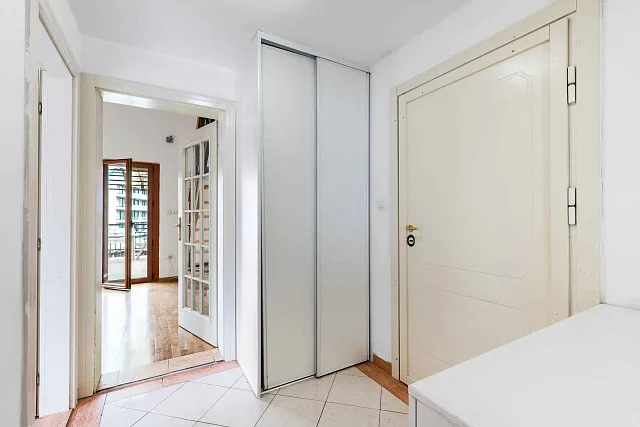 Two-Bedroom Apartment with Large Terrace in a Prime Area of Budva – 88 m² — photo 11