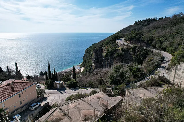 Plot 1580 m2 with project of apart hotel in Rezevici — photo 8