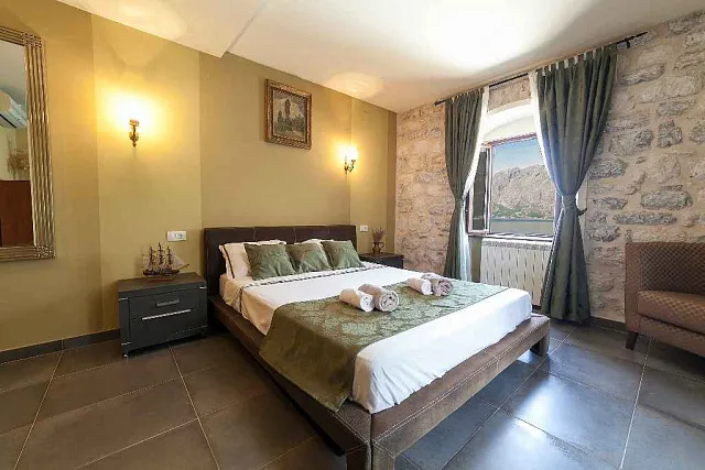 A furnished four-storey villa in Prcanj — photo 11
