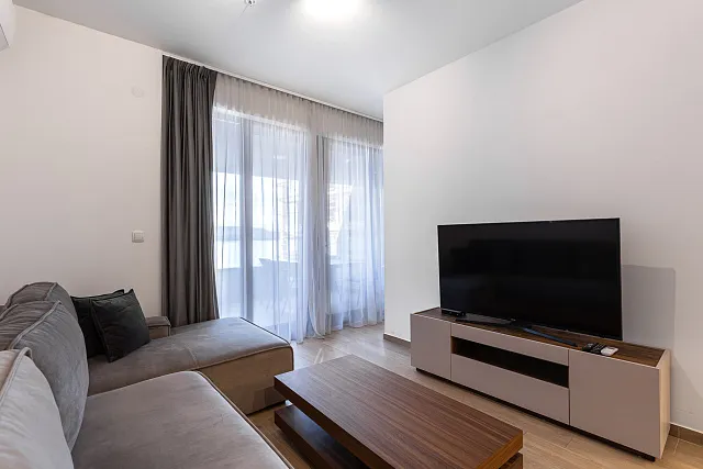 One-Bedroom Apartment in Bečići – Fully Furnished! — photo 9