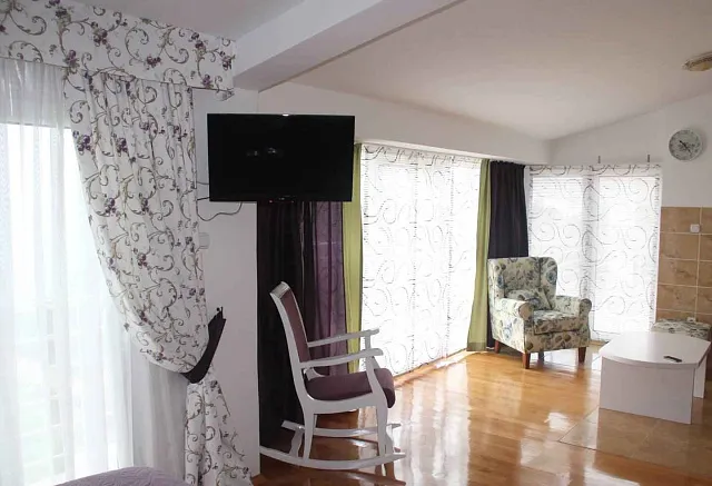 Apartments in Villa with sea view in Shushan — photo 4
