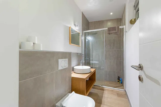 For Sale: Spacious Three-Bedroom Apartment with Sea View and a 40 m² Terrace — photo 19