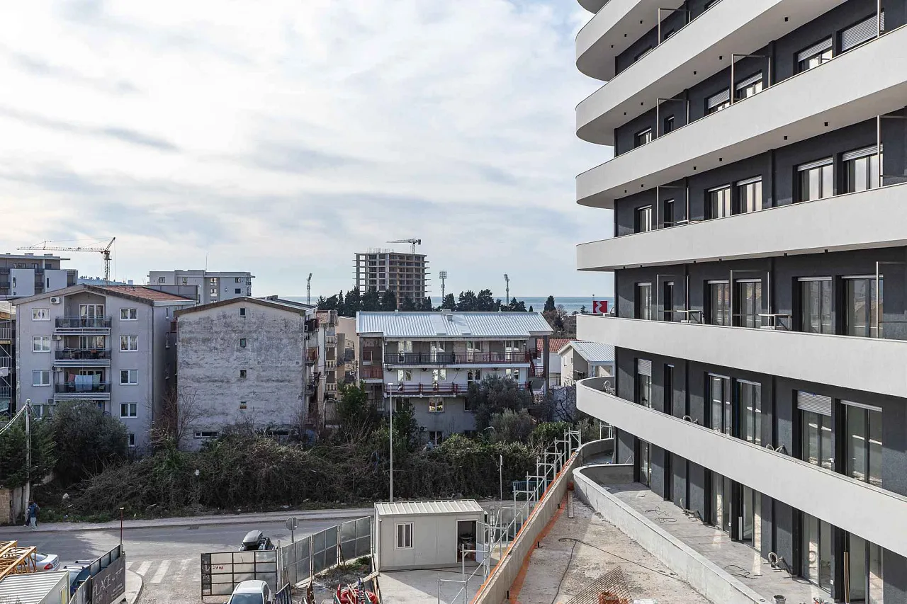 Spacious 3-Bedroom Apartment in a New Building in Bar — 148 m²