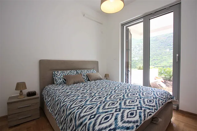 First Floor Rental Apartment Morinj — photo 9