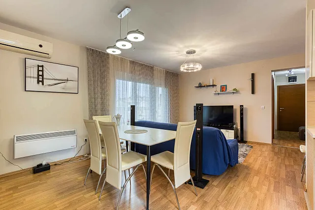 Apartment with 2 bedrooms in Bečići — photo 4