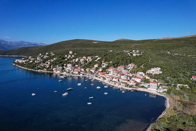 Plots in Bigovo — photo 14