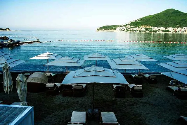 Luxurious apartments in Budva with spectacular sea view — photo 8