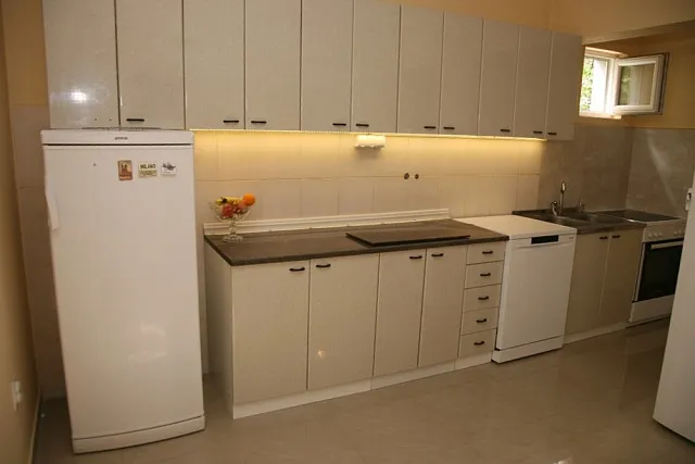 For sale bright apartment in Tivat  — photo 5