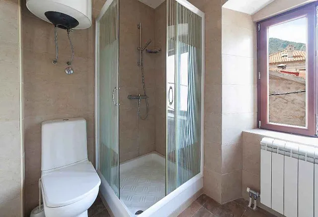A furnished four-storey villa in Prcanj — photo 9