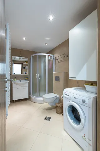 Elegant two-bedroom apartment in Pržno – 57 m² — photo 8