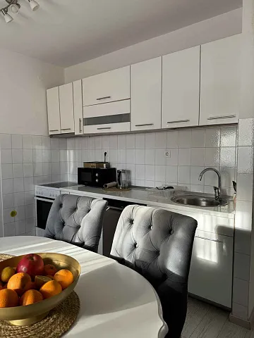 stanovi sutorina — photo 10