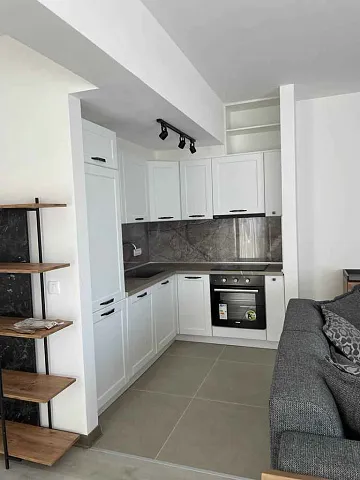 Apartments in a new six-storey building in Ulcinj — photo 4