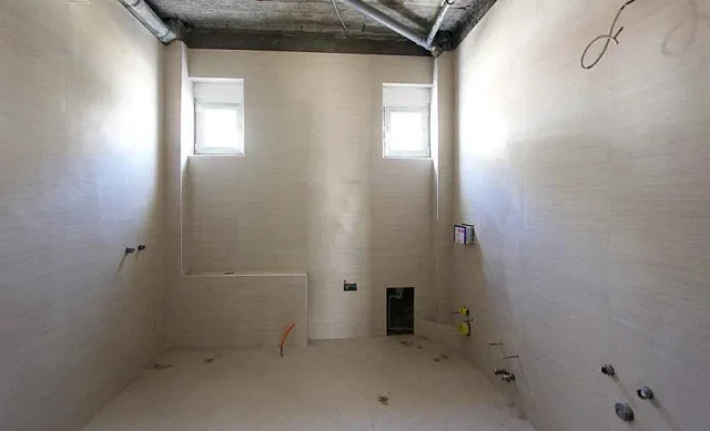 House with separated apartments — photo 8