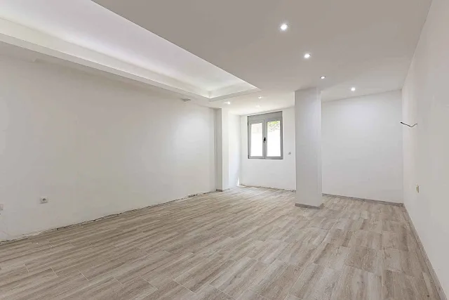 Penthouse in Ulcinj with sea view — photo 24