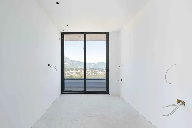  Herceg Novi – Luxury Duplex with Panoramic Bay Views — photo 46
