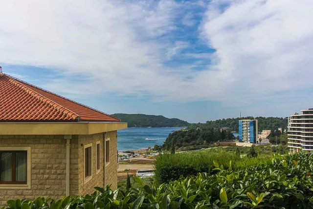 Apartment for sale in Becici in a complex with a pool — photo 6