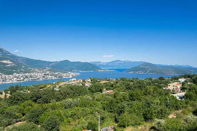  Herceg Novi – Luxury Duplex with Panoramic Bay Views — photo 30