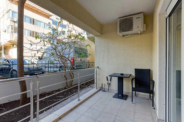 FOR SALE: SPACIOUS, FULLY FURNISHED APARTMENT IN BUDVA WITH GARAGE — photo 25