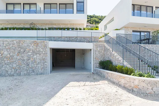  Herceg Novi – Luxury Duplex with Panoramic Bay Views — photo 15