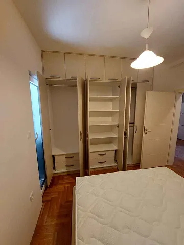 Zu verkaufende Wohnung in Orahovac mit Panoramablick auf das Meer — photo 6