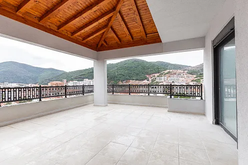 # 6566 apartments in einem neu erbauten Gebäude im Zentrum von Budva