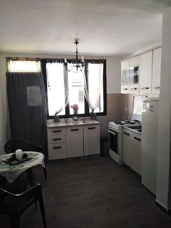 Продается квартира в центре Сутоморе