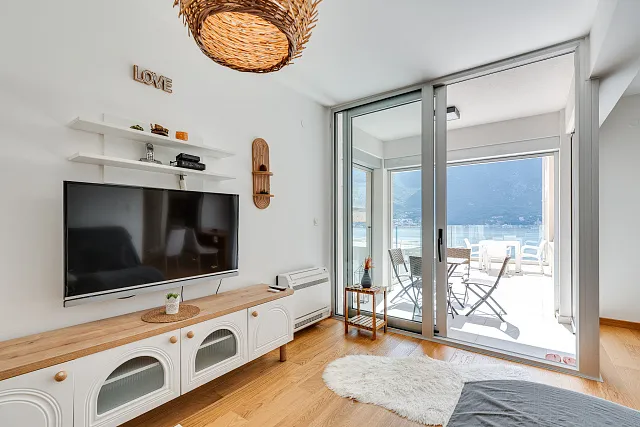 Attractive 86 m² Apartment in Dobrota – Large Terrace, Sea View, Garage & Storage