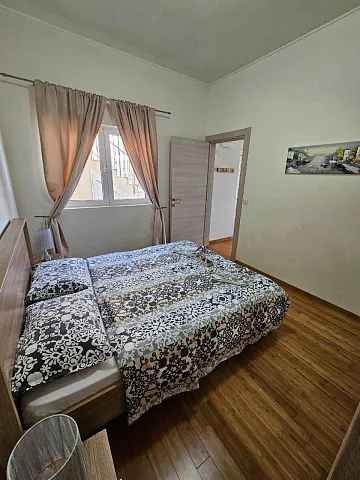 Spacious 1-Bedroom Apartment in Prcanj