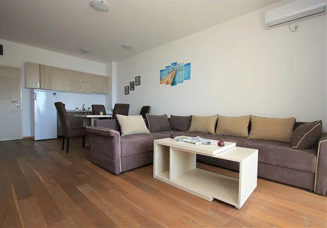 Apartment in Rafailovici  — photo 8